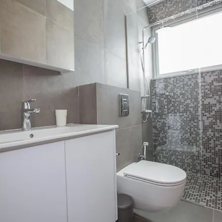 别墅 Olive Platinum, New And Luxury 4bdr With Private Pool 普罗塔拉斯