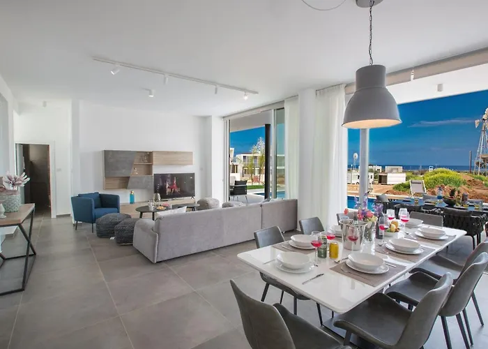 Olive Platinum, New And Luxury 4bdr With Private Pool プロタラス