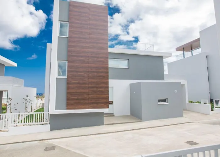 Olive Platinum, New And Luxury 4bdr With Private Pool