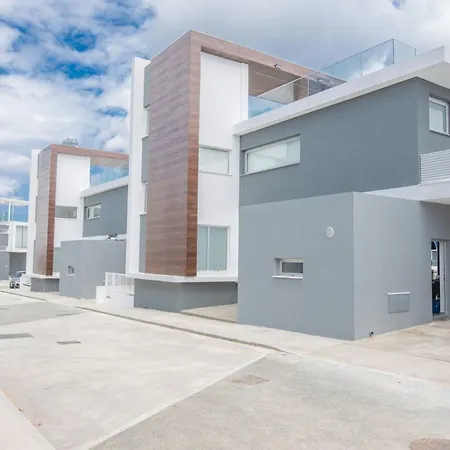 Вилла Olive Platinum, New And Luxury 4bdr With Private Pool, Short Walk To Протарас