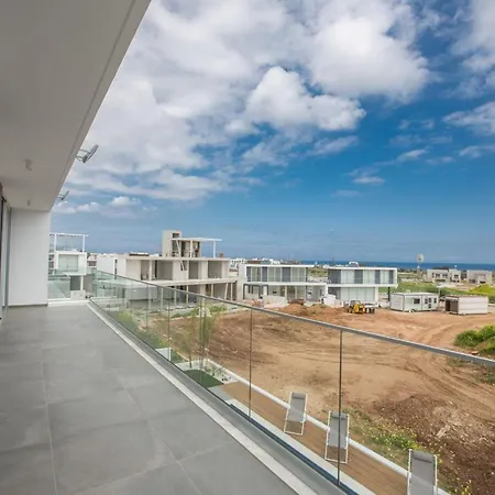 Olive Platinum, New And Luxury 4bdr With Private Pool, Short Walk To Вилла Протарас